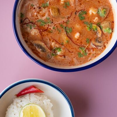 Том-ям с креветками в Pioner по цене 930 ₽