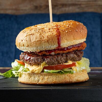 Бургер Чит Мил в Bistro 113 по цене 860 ₽