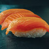 Суши с копченым лососем (3 шт.) в Hatimaki по цене 571
