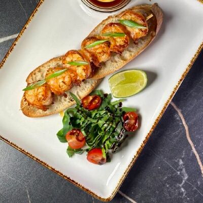 Креветки на гриле в The Face Restobar по цене 550 ₽