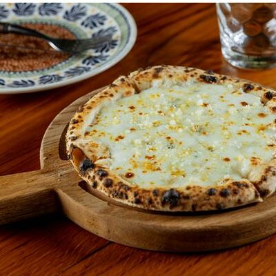 Мини-пицца Четыре сыра в Сыроварня по цене 66000 сум