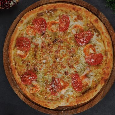 Пицца сливочная с креветкой в Руки ВВерх! Бар по цене 950 ₽