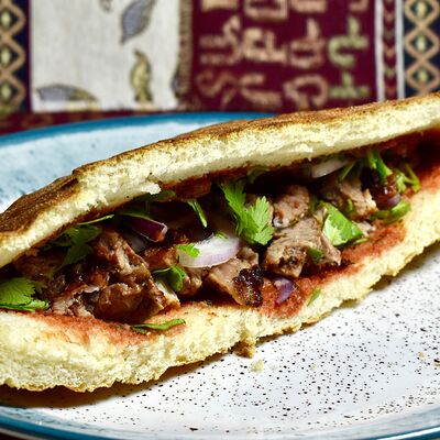 Карс шашлык в лепёшке со свининойв Арм Гриль по цене 700 ₽