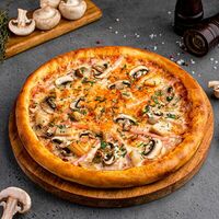 С грибами и беконом 30 см в Rigatoni