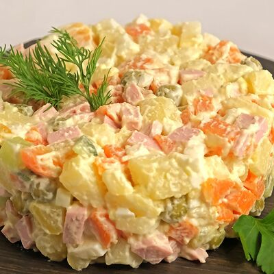 Салат Оливье в Пирожковая по цене 165 ₽