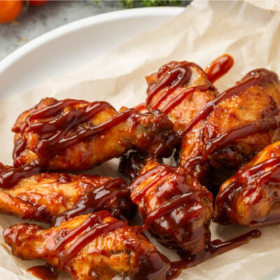 Крылья Барбекю-Кола 5 шт в Вкусный цыпленок по цене 359 ₽