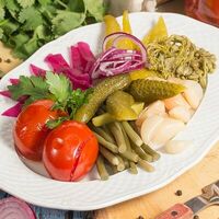 Домашние соленья в Мушмула