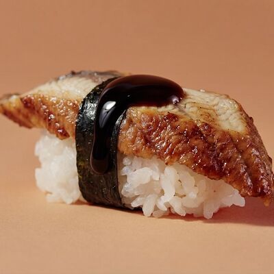 Суши угорь в Kasabi Wooo по цене 210 ₽