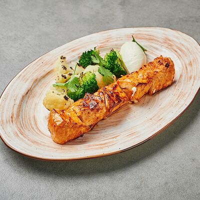 Шашлык из индейки с сырным муссом и овощами в Pivino по цене 595