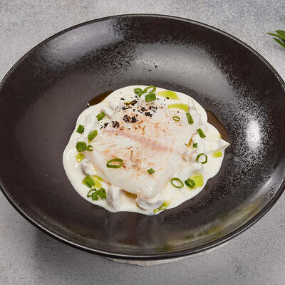 Филе судака в сливочном соусе с белыми груздями в Family Grill по цене 980 ₽