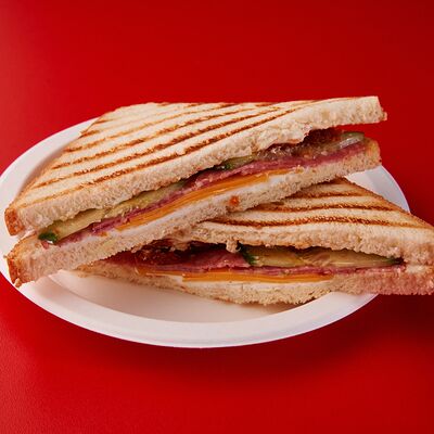 Сэндвич с салями в ГУГОЛ_BOOM по цене 220 ₽