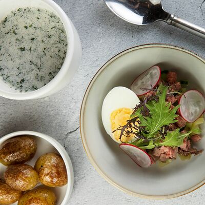 Окрошка с ростбифом и копченым картофелем в Потроха по цене 319