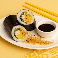 Корейский кимбап с курицей в WOWA лапша и кое-что ещё