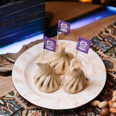 Хинкали с говядиной в Kish-Mish по цене 190 ₽