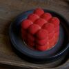 Муссовое пирожное Красный бархат в Obakery по цене 445