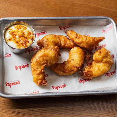 Креветки темпура с трюфельным соусом в Горячо по цене 790 ₽