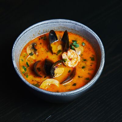 Том Ям в Шансон по цене 890 ₽