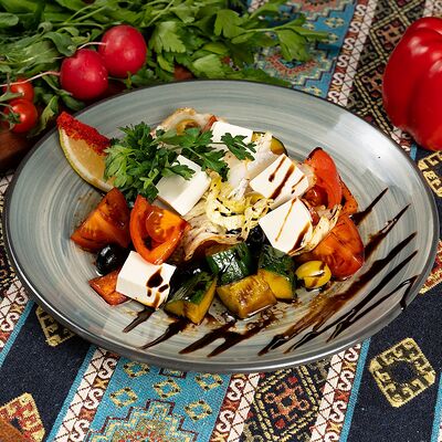 Салат Греческий в Кафе Сим-Сим по цене 555 ₽