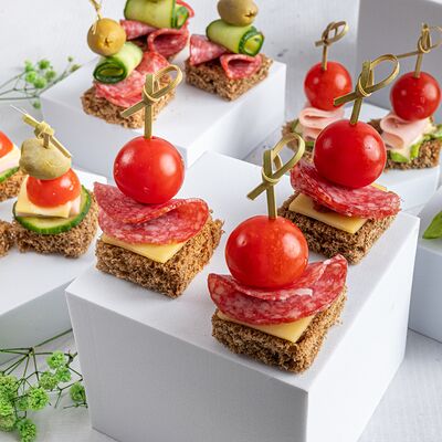 Колбасная симфония в KanapeFest по цене 4260 ₽