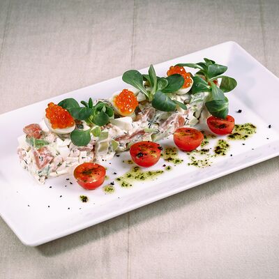 Салат с камчатским крабом и креветками в Ив.Дурдинъ по цене 780