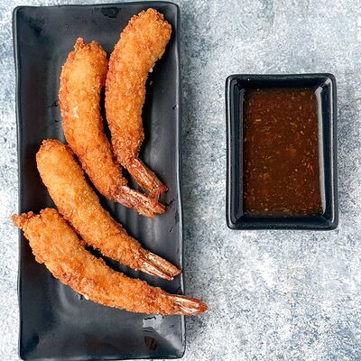 Хрустящие креветки с соусом чили в Food market skolkovo по цене 520 ₽