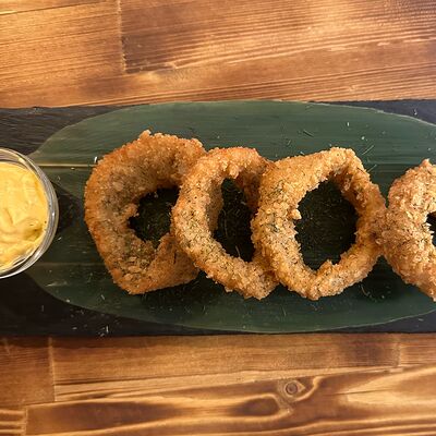 Кольца кальмара с мускатным орехом в IPA beer cafe по цене 580 ₽