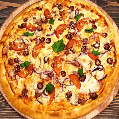 Пицца Мясной пир в Пицца Классика по цене 480 ₽