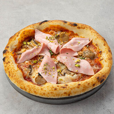 Пицца с мортаделлой 22 см в Peperoni по цене 660 ₽