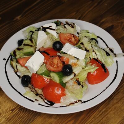 Салат Греческий в Дружба по цене 450 ₽