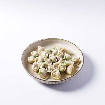 Классические пельмени с говядиной в Чайхона №1 Васильчуки по цене 490 ₽