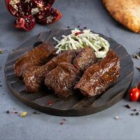 Шашлык из говядины в тандыре в КУЗНИЦА ГОРЯЧЕГО ХЛЕБА