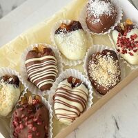 Королевские финики в белом и молочном шоколадев Libukett Либукетт