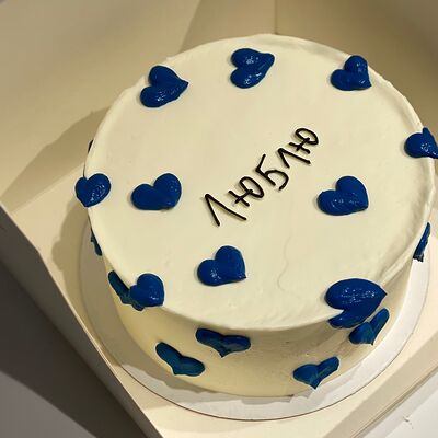 Тортв Kissberry по цене 2900 ₽