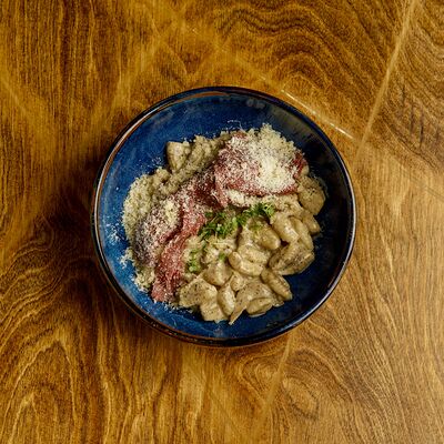 Ньокки с ростбифом в Траттория медичи по цене 700 ₽