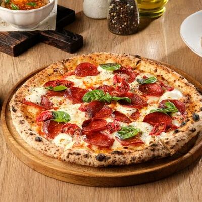 Пицца с Чоризо и домашним сыром в Сыроварня по цене 158000 сум