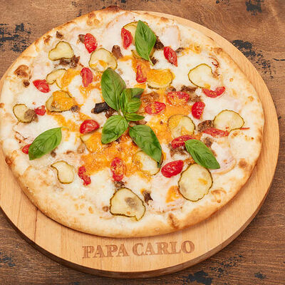 Пицца Альфредо большая в Papa Carlo по цене 790 ₽