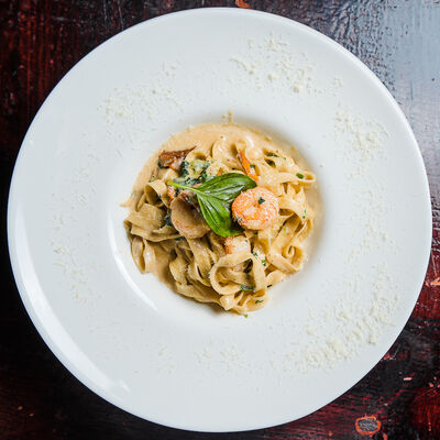 Паста с креветками в Reader's pub по цене 520 ₽