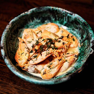 Креветки в сливочно-чесночном соусе в Рога Лося по цене 410 ₽