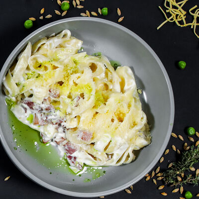 Паста Карбонара в Rast Pub по цене 490 ₽