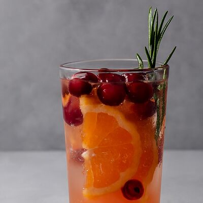 Лимонад Розмарин-Цитрус-Клюква в Круча по цене 450 ₽