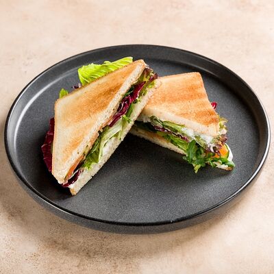 Сэндвич с форелью в RestikVam по цене 590 ₽