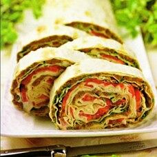 Мясной рулет в лаваше в Маленькая Флоренция по цене 536 ₽