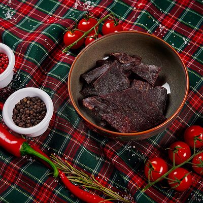 Говядина Biltong в Harats pub по цене 370 ₽