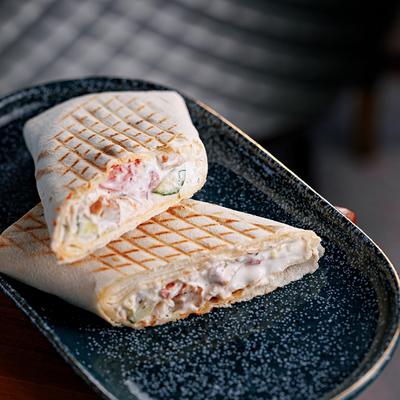 Шаурма куриная в Al-Abbos по цене 440 ₽