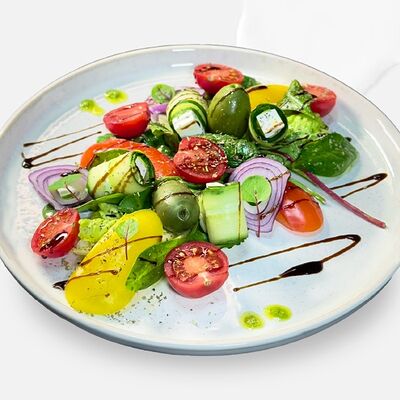 Деревенский по-гречески в Caviar по цене 650 ₽