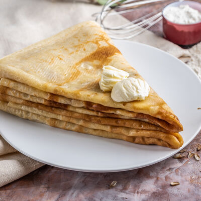 Блин Большой с маслицем в Матрешка по цене 49 ₽