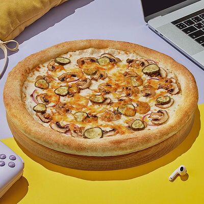 Пицца Грибная 30 см в Dostaевский по цене 746 ₽