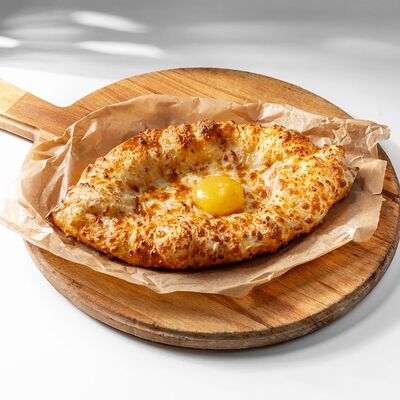 Хачапури по-аджарски в Густо & Пряно по цене 598 ₽