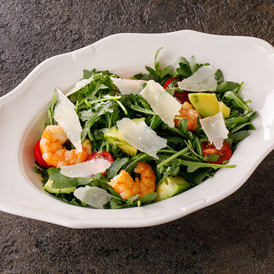 Рукола с креветками в Ginza по цене 1690 ₽