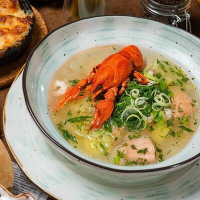 Уха по-царски в Алаверды по цене 680 ₽